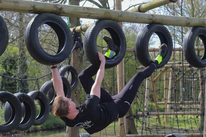Hindernisbaan Survival Club — bootcamp-studio in Amsterdam — 4