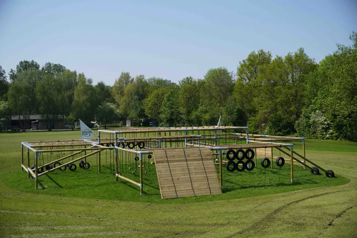 Hindernisbaan Survival Club — Bootcamp in West, Amsterdam