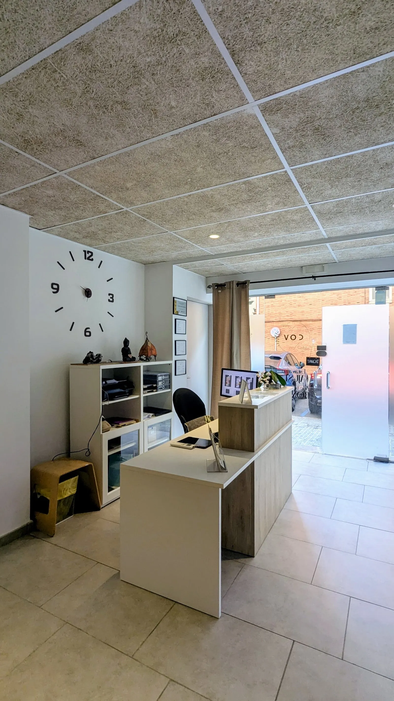 Yoga Al Centre Quiropràctic Vic — yoga-studio en Vic — 4