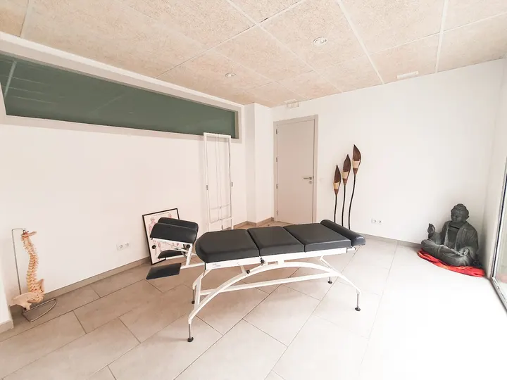 Yoga Al Centre Quiropràctic Vic — Yoga en el Sucre, Vic