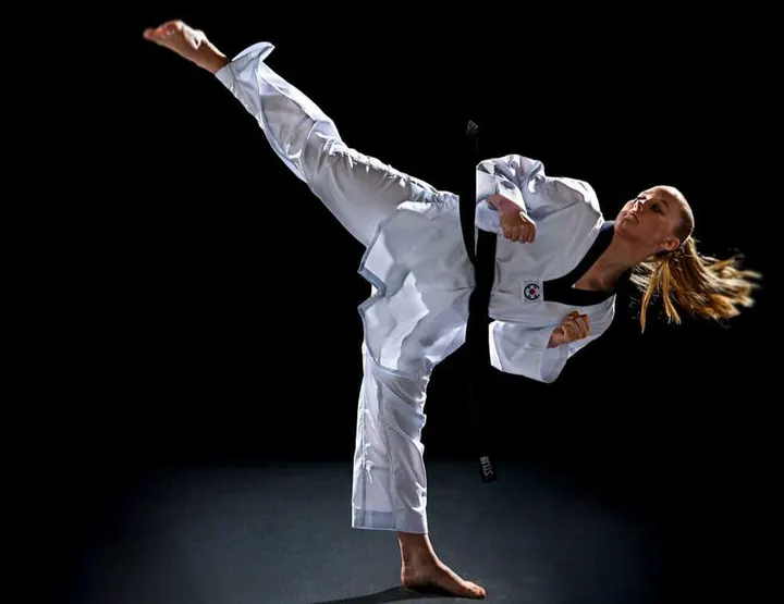 TAEKWONDO DIJON AZDAD STAR — Arts martiaux à Les Grésilles, Dijon