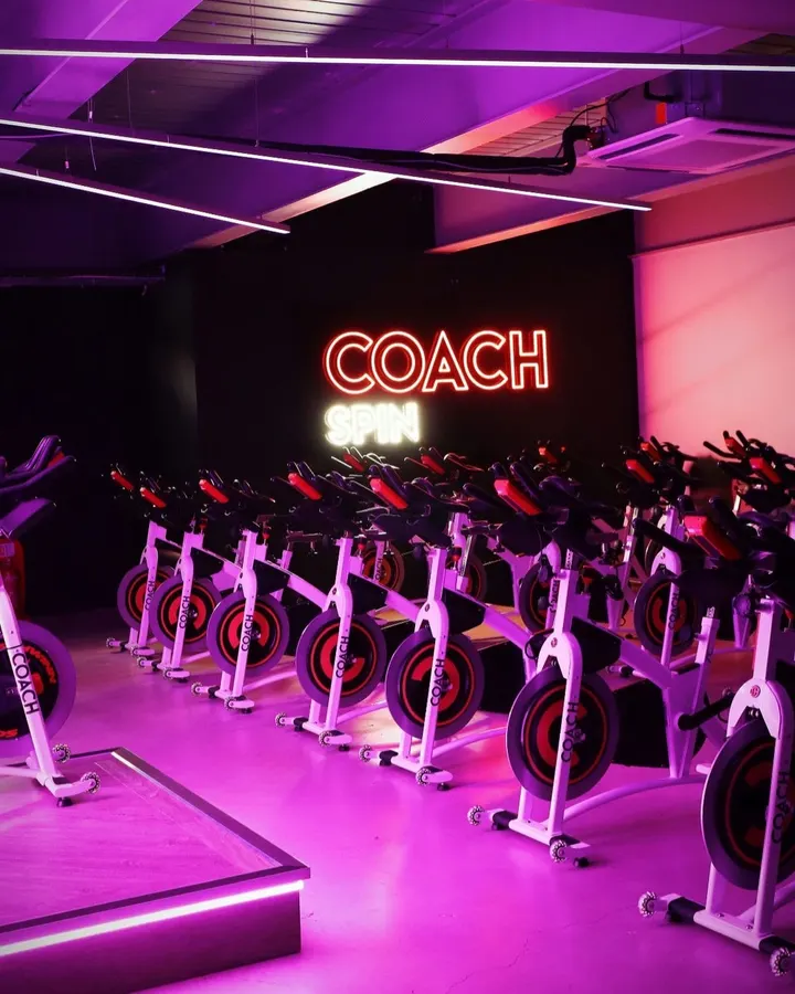 Fitness Center — salle de fitness-studio à La Garde — 6