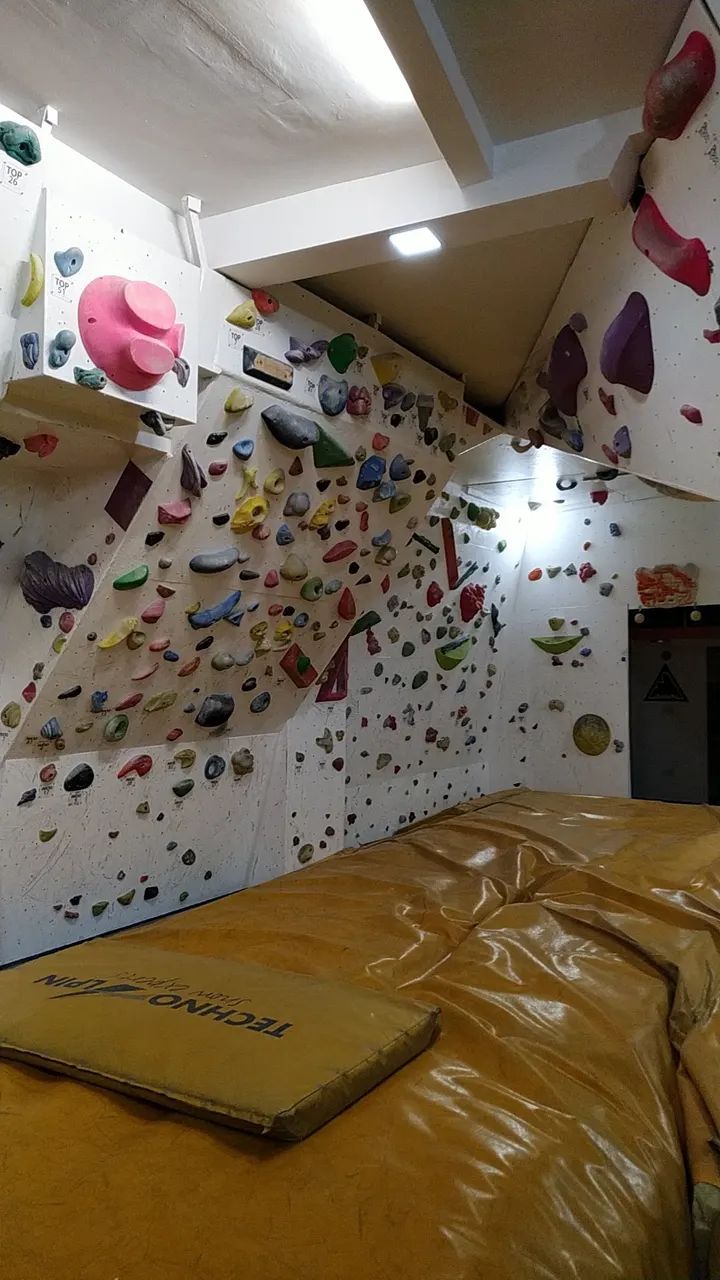 ASESOU — escalada-studio en Ourense — 3