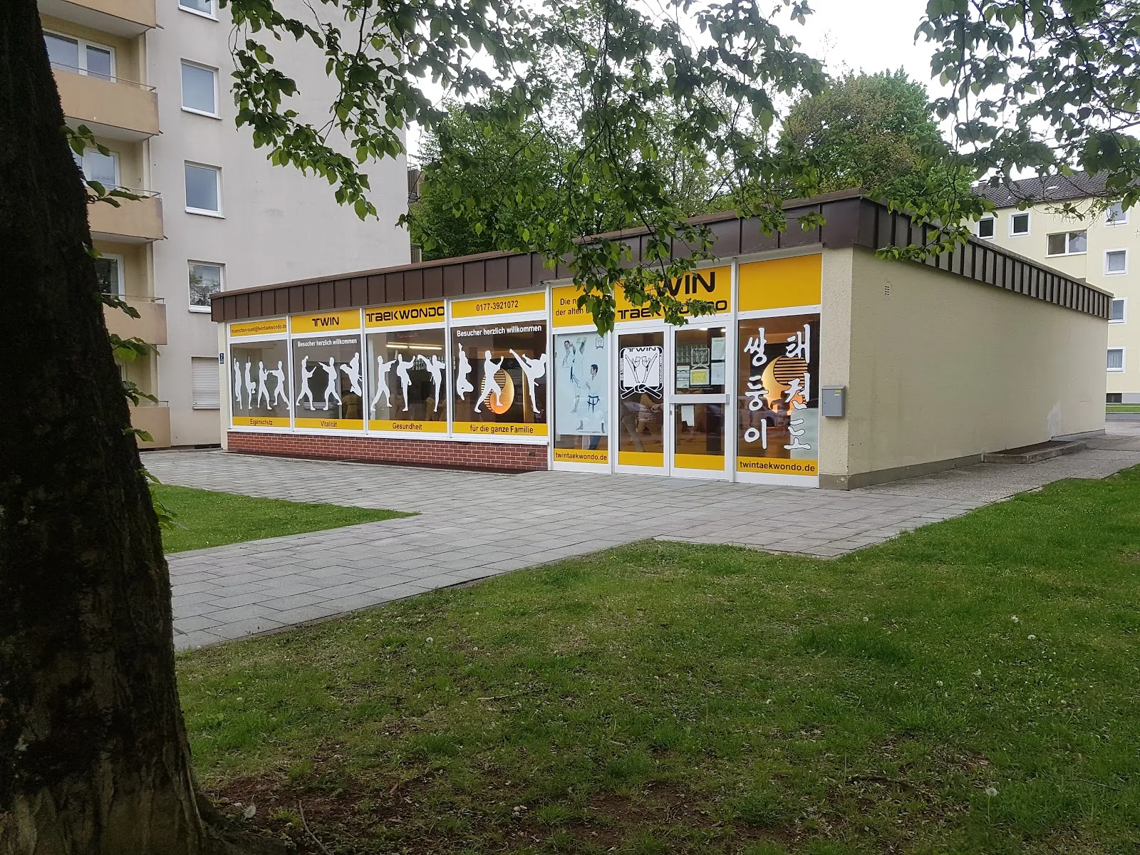 TWIN Taekwondo München Süd — kickboxen-studio in München — 2