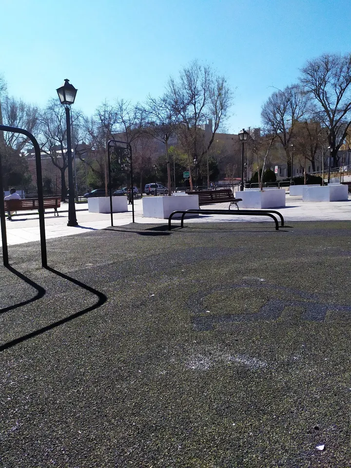 Parque Calistenia - Puerta de Toledo - Plaza del Campillo del Mundo Nuevo — calisthenics-studio en Madrid — 5