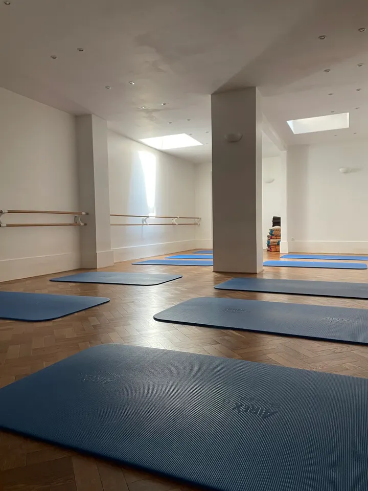 Emmanuel de Catuélan — Yoga à Paris 17e Arrondissement, Paris