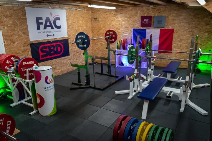 Force Athlétique Cogolinoise — musculation-studio à Cogolin — 2
