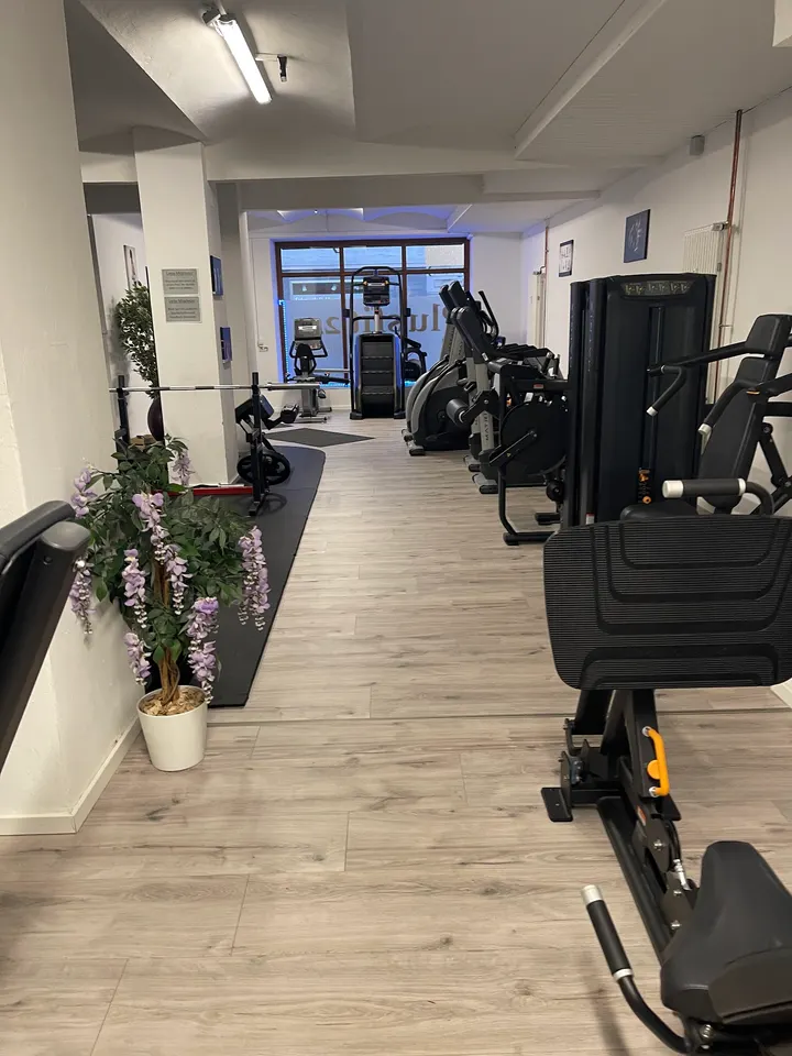 Plusfit24 Arnstorf — Fitnessstudio in Freising, Arnstorf