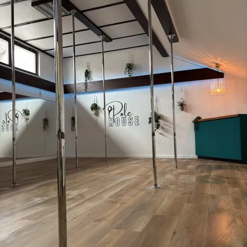 PoleHouse — dans-studio i Gründau — 2