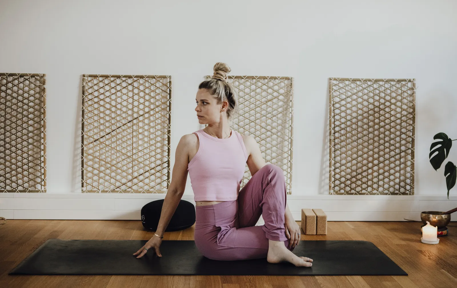 STUDIO Ulm- Anna Altrichter — yoga-studio i Ulm — 5