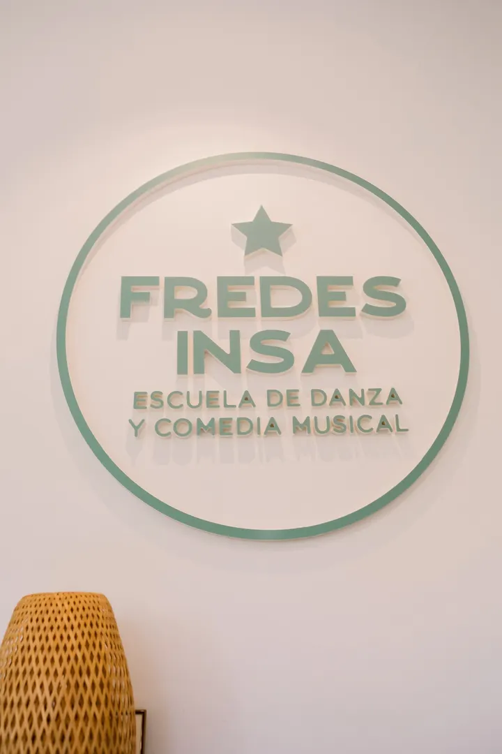 Escuela de danza y comedia musical Fredes Insa — Baile en Jerez de la Frontera