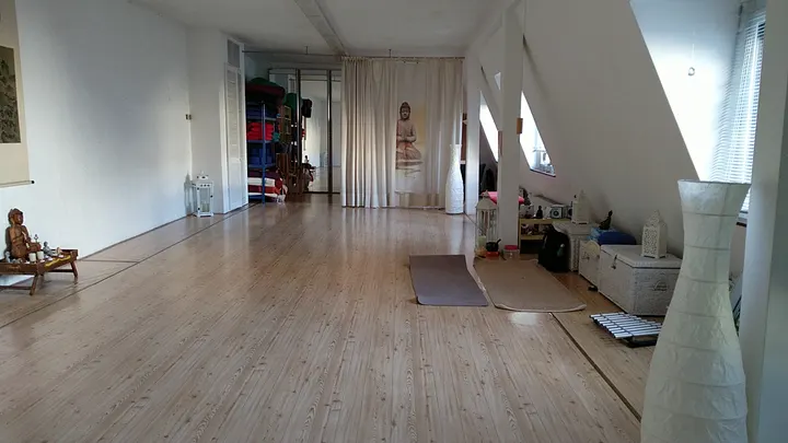 Namaskar Yogaschule — yoga-studio in Altstadt, Innenstadt, Fürth — 3