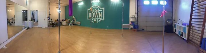Upside Down Rennes — pole fitness-studio à Zone d'Activité Ouest, Rennes — 3