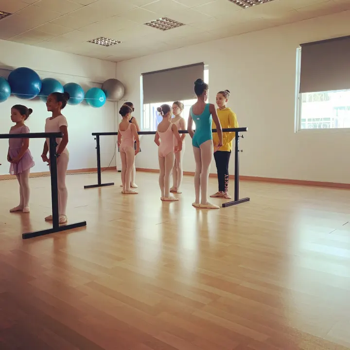 Academia de Dança Cristiane Vieira — dança-studio em Loulé (São Clemente), Loulé — 3