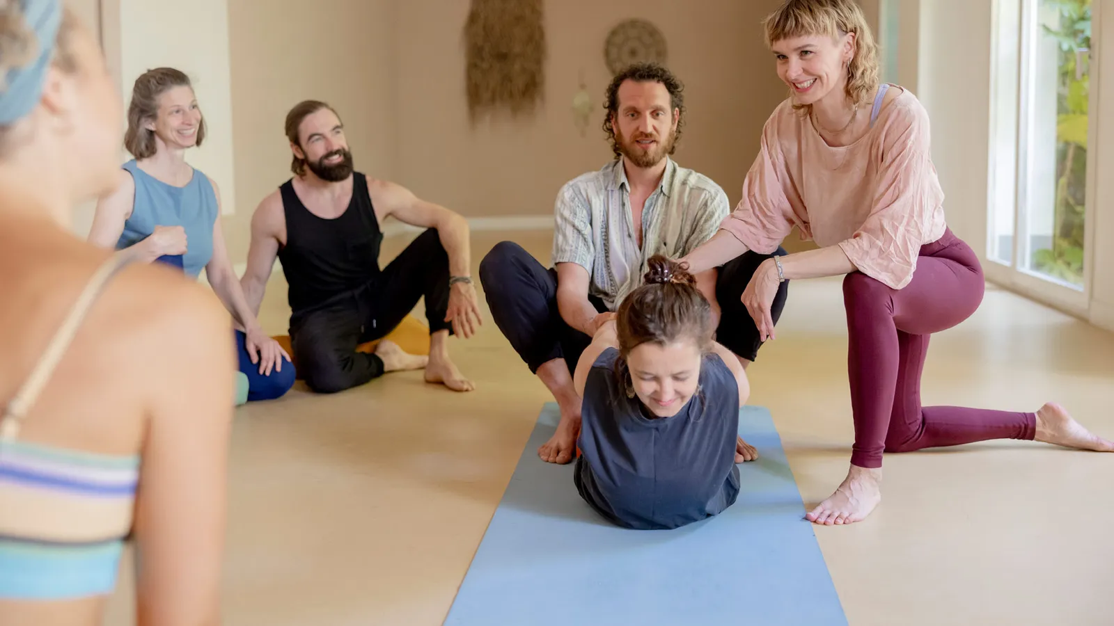 Lord Vishnus Couch Online — yoga-studio i Köln — 2