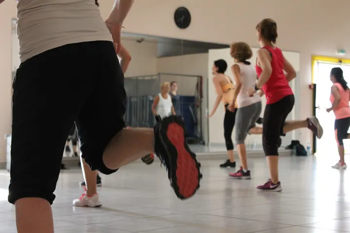gv claire cour — salle de fitness-studio à Marguerittes — 5