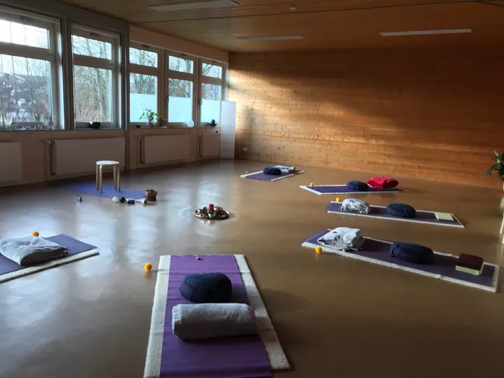 Begleiten mit Yoga — yoga-studio in Deisterbahnhof, Bad Münder am Deister — 2