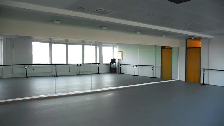 Freese-Baus Ballettschule — tanz-studio in Hildesheim — 3