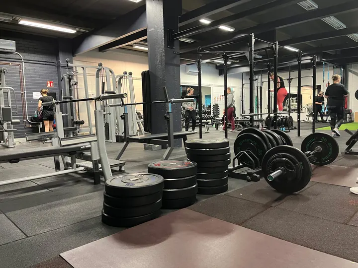 Voimakas Sali — fitness studio-studio i Vista, Paimio