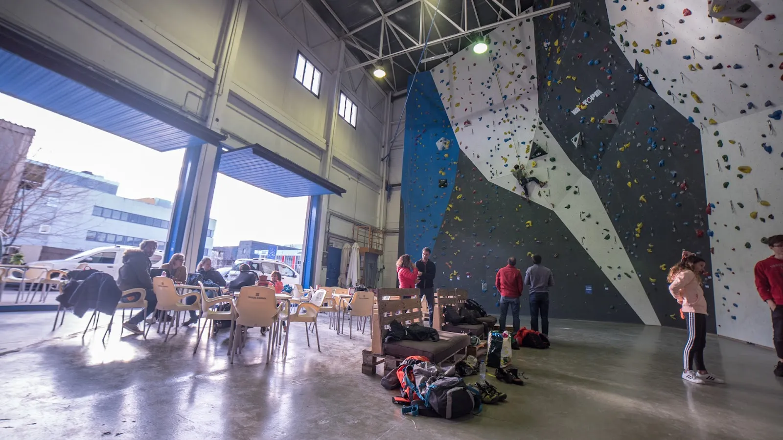 Tsunami Climb — escalada-studio en Los Tempranales, San Sebastián de los Reyes — 3