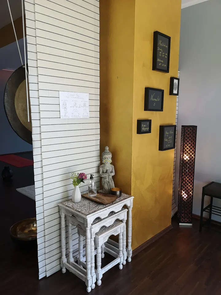 Yoga und Klang — yoga-studio in Aachen — 3