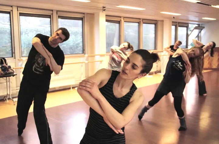 Cirque Nomade Salle Jean Renoir — danse-studio à Boulogne-Billancourt — 3