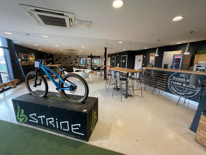 Stride Indoor Bike Park — cycling-studio à Strasbourg — 4