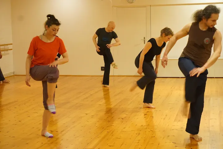 o33 rolf amendt — Pilates in Sternschanze, Hamburg