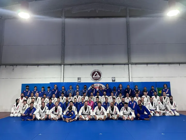 Gracie Barra_ Jiu Jitsu _Grapling( NO GI) MMA — artes marciales-studio en Murcia — 3