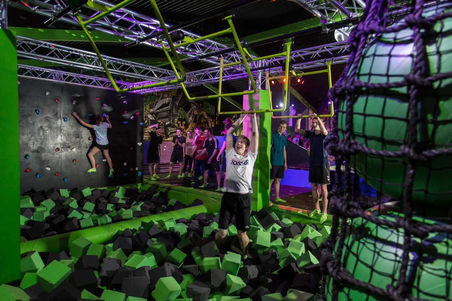 FLIP & FLY - Die Trampolin- und Action-Arena Rostock — turnen-studio in Schmarl, Rostock — 2