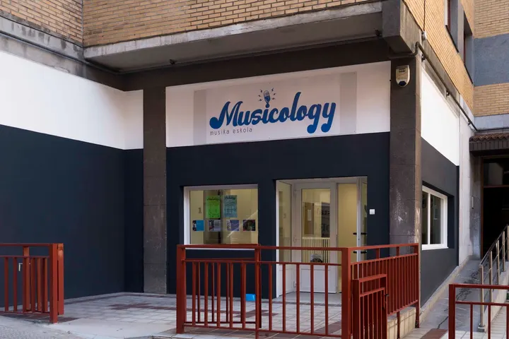 Musicology Eskola — baile-studio en Bilbao — 3