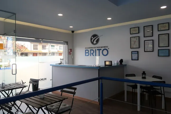Academia de Taekwondo Brito — artes marciais-studio em Porto — 2