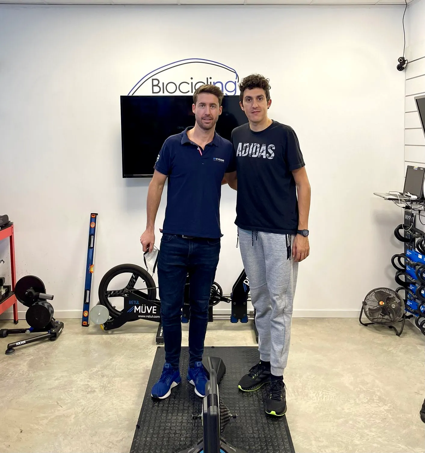 3D CYCLING LAB — ciclismo-studio en Vic — 4