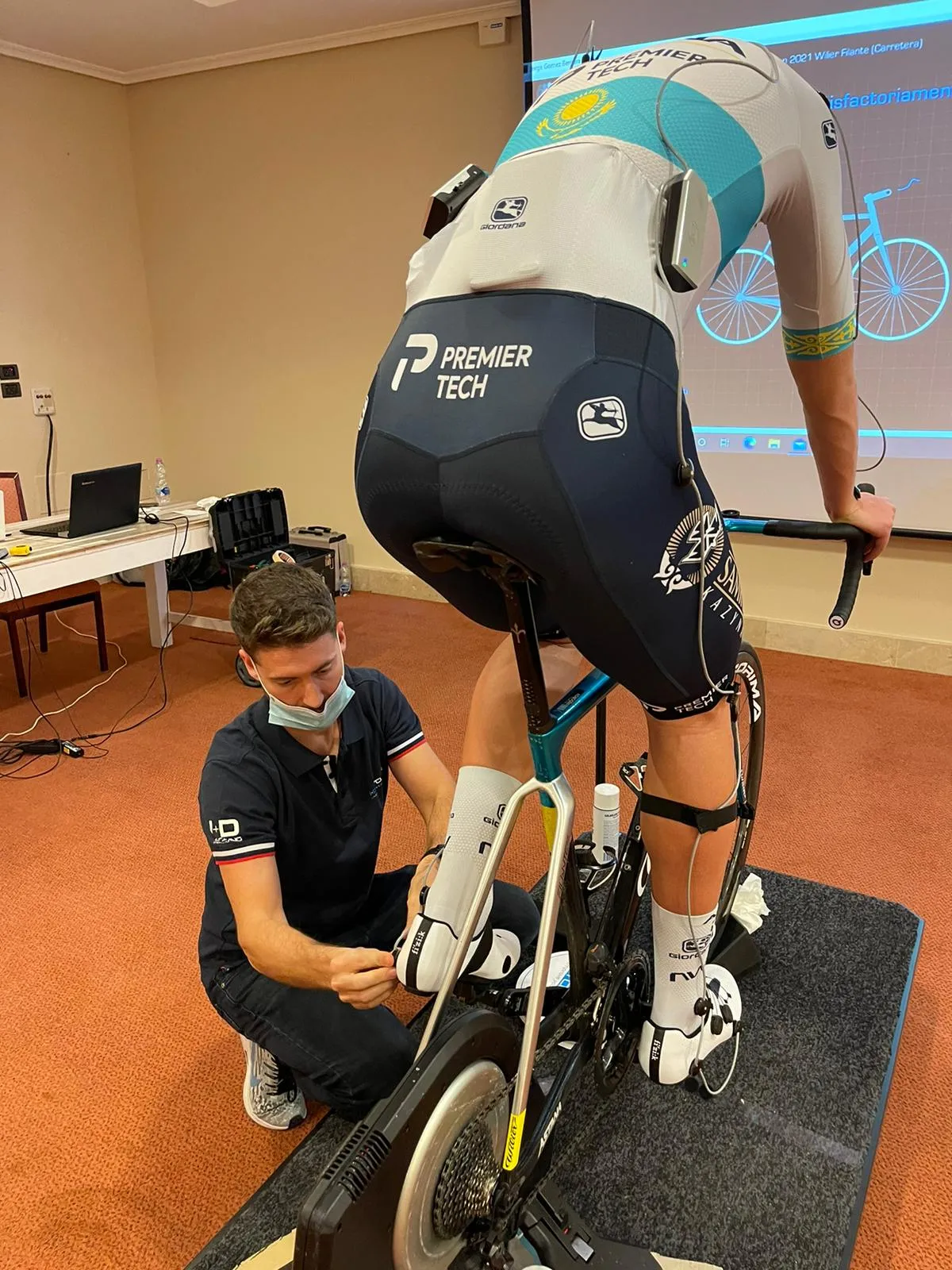 3D CYCLING LAB — ciclismo-studio en Vic — 5