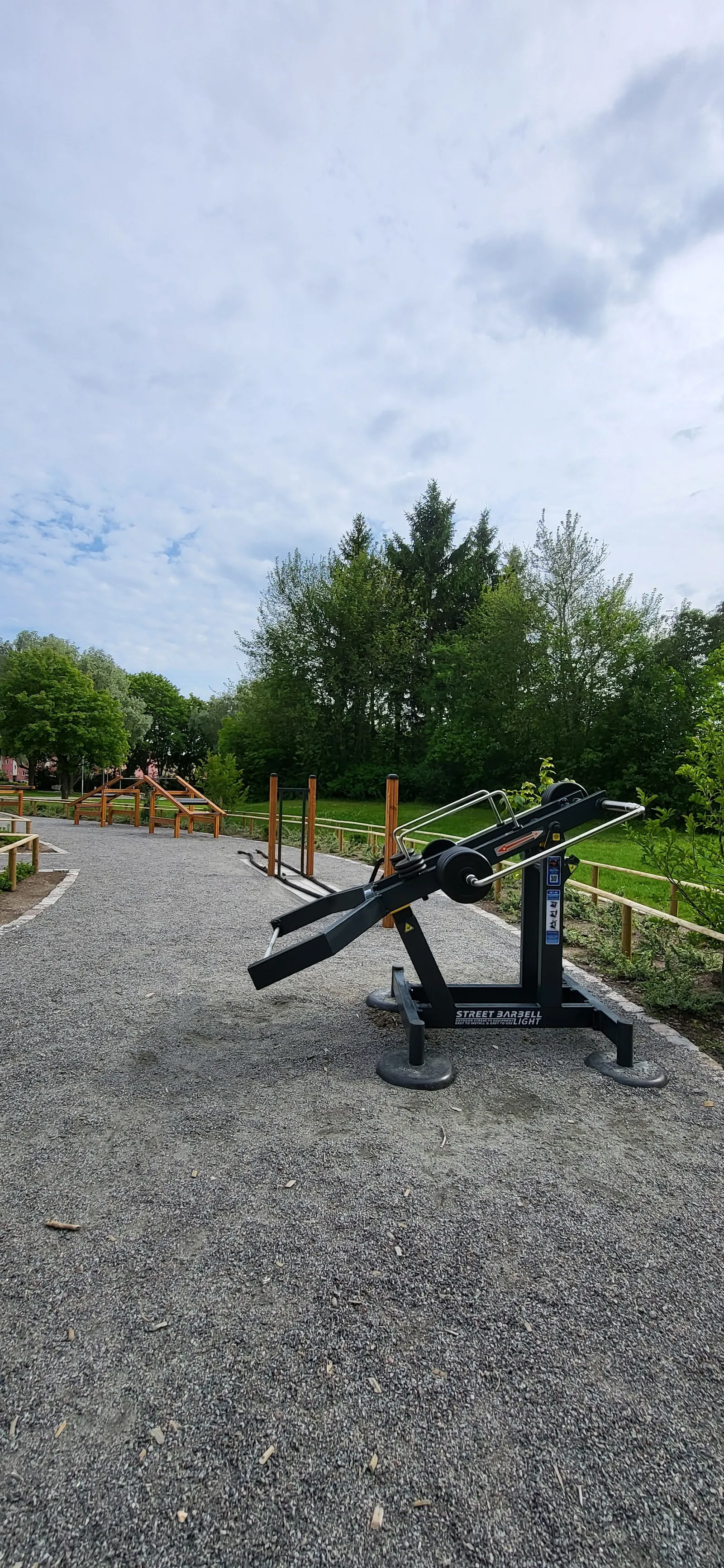 Utomhusgym — träningsstudio-studio i Uppsala — bild 3