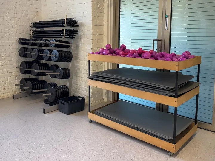 Tanssi- ja Liikuntakeskus — tanssi-studio – Keinusaari, Hämeenlinna — 3