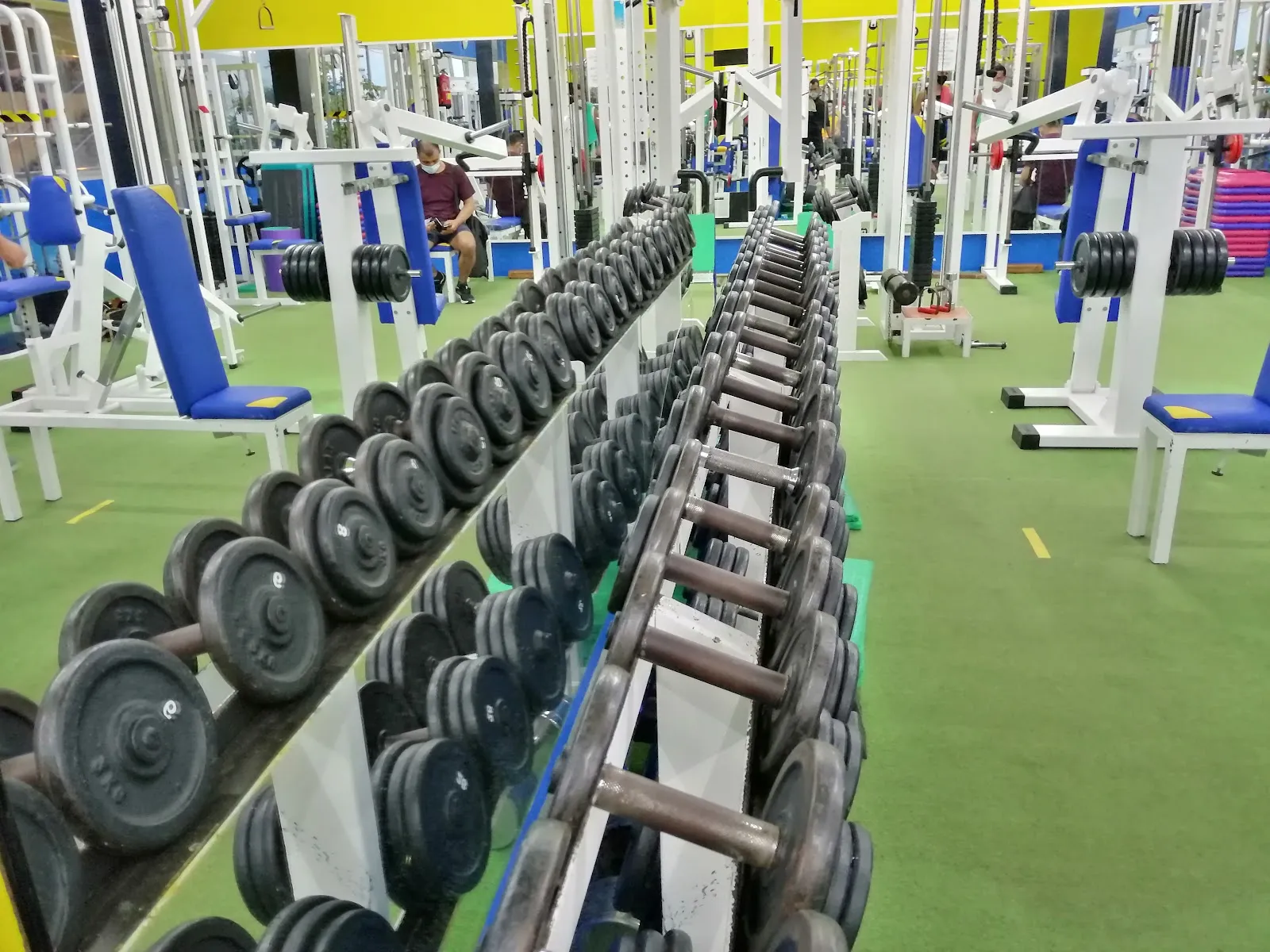 Club Deportivo Leones — estudio de fitness-studio en L'Hospitalet de Llobregat — 5