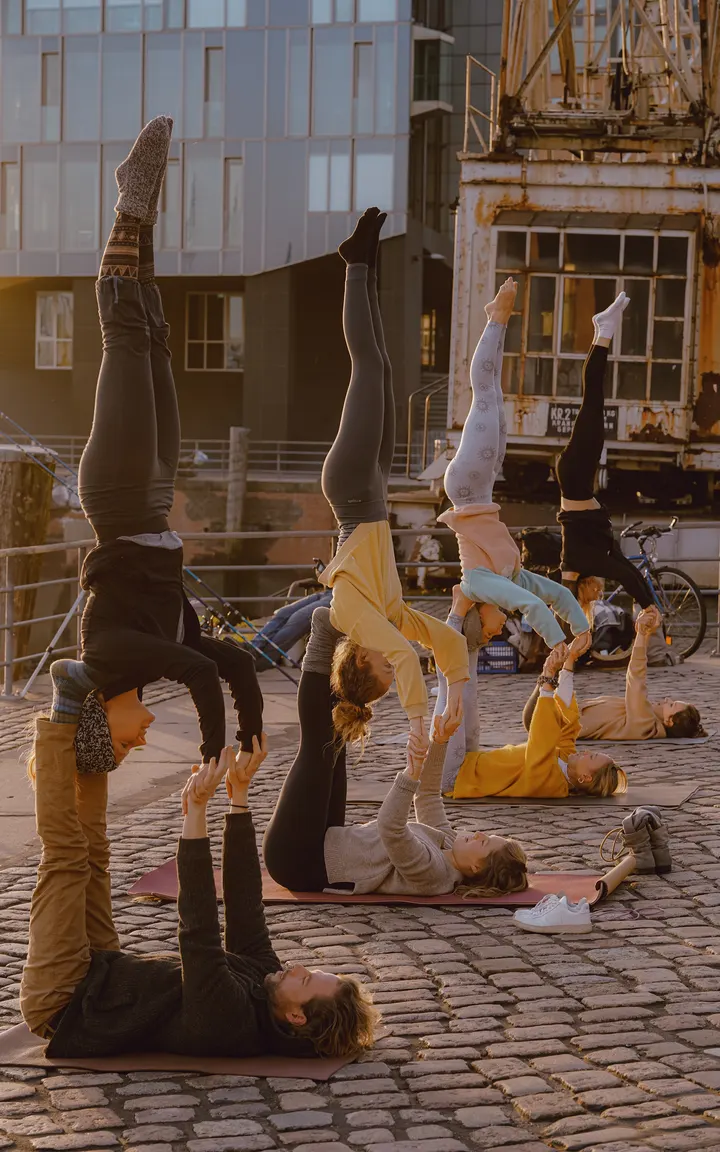 Center Of Gravity — Yoga in St. Pauli, Hamburg