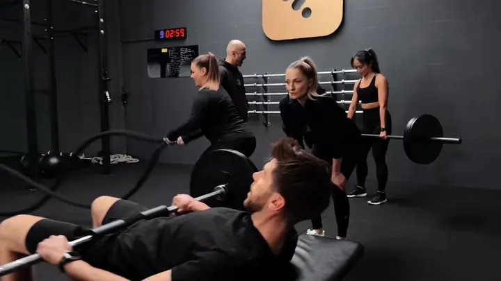 First Step Fitness — fitnessstudio in Kaiserlei, Offenbach am Main — 2