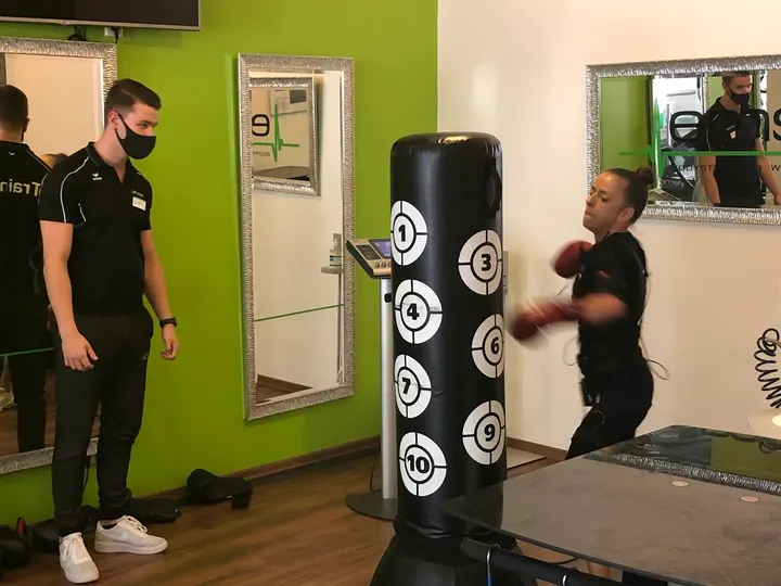 Emsly EMS Training Düsseldorf — ems-training-studio in Stadtmitte, Düsseldorf — 2