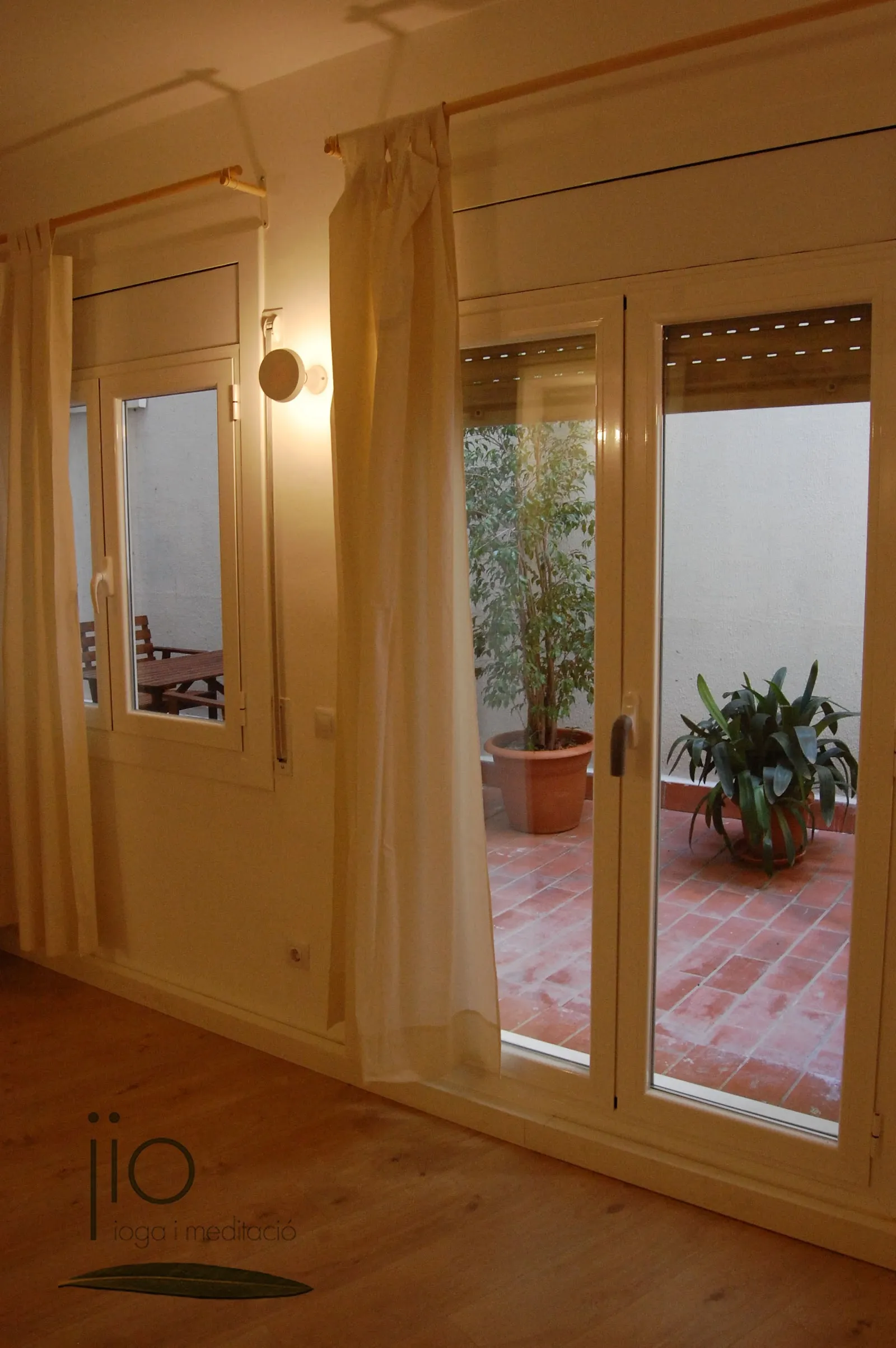 Jio ioga i meditació — yoga-studio en l'Eixample, Barcelona — 3