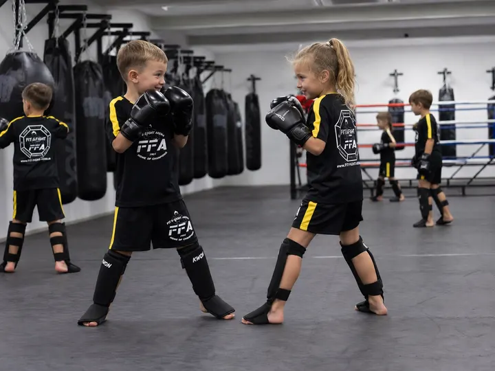 Fit & Fight Arena Kreuzau — boxen-studio in Vöckelsberg, Aachen — 2