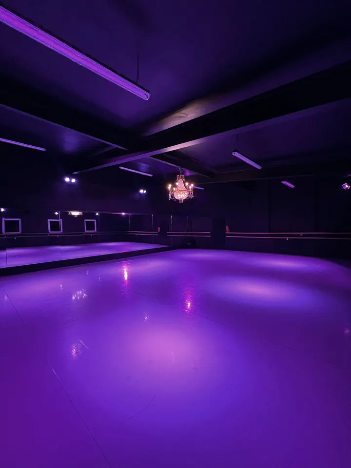 FABINESA — tanz-studio in München — 3