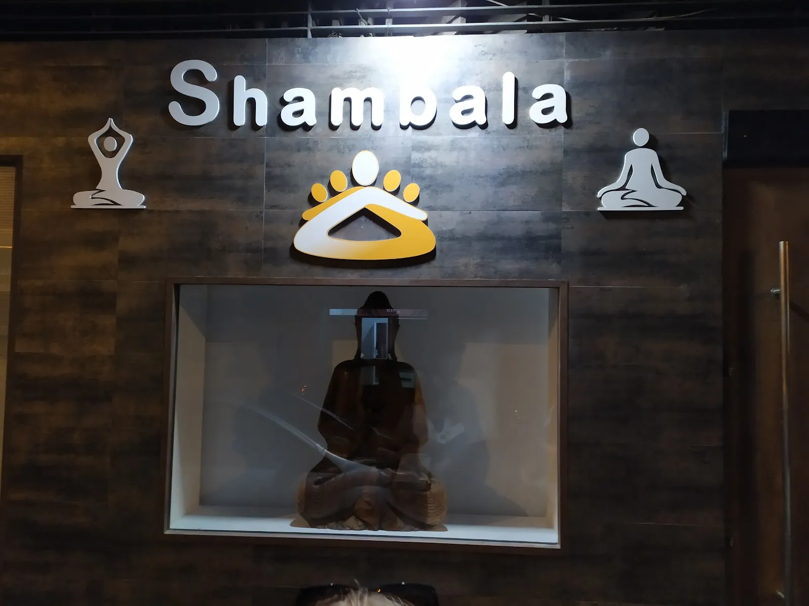 Centro Shambala Sevilla, Constelaciones Familiares, Yoga, Masajes, Meditación — yoga-studio en Sevilla — 5