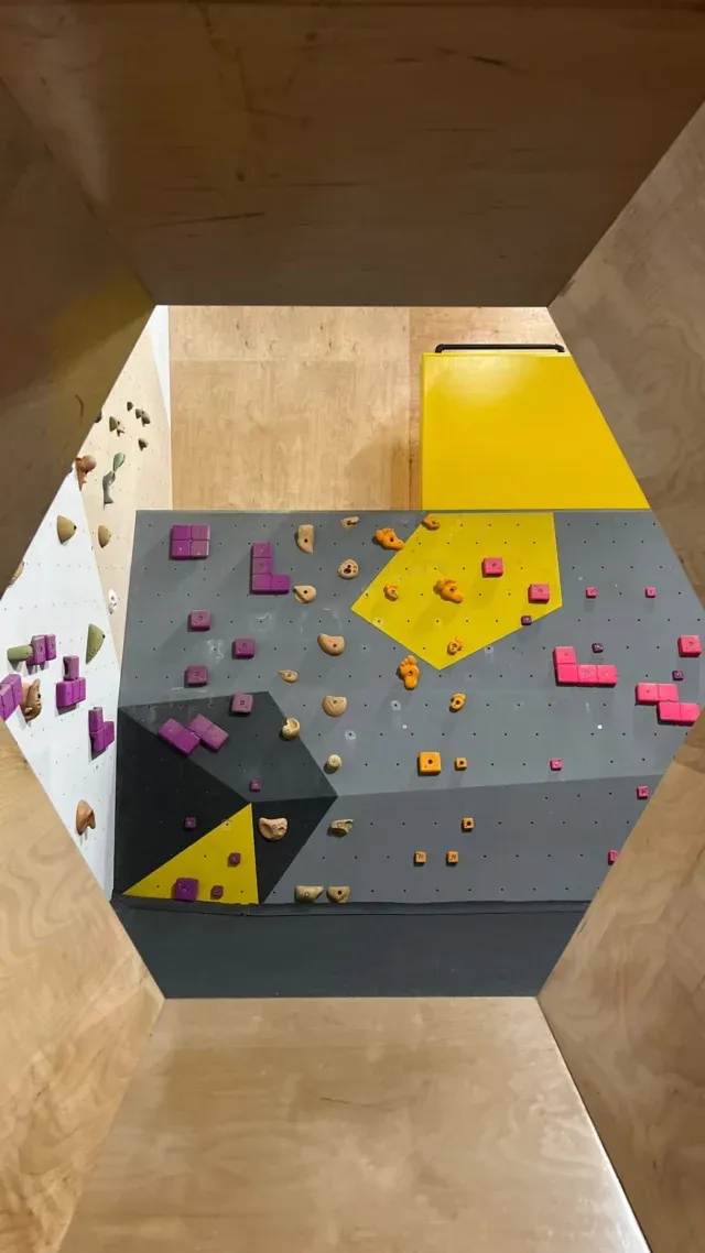 FamilyRocks Boulderhalle — klättring-studio i Berlin — 2