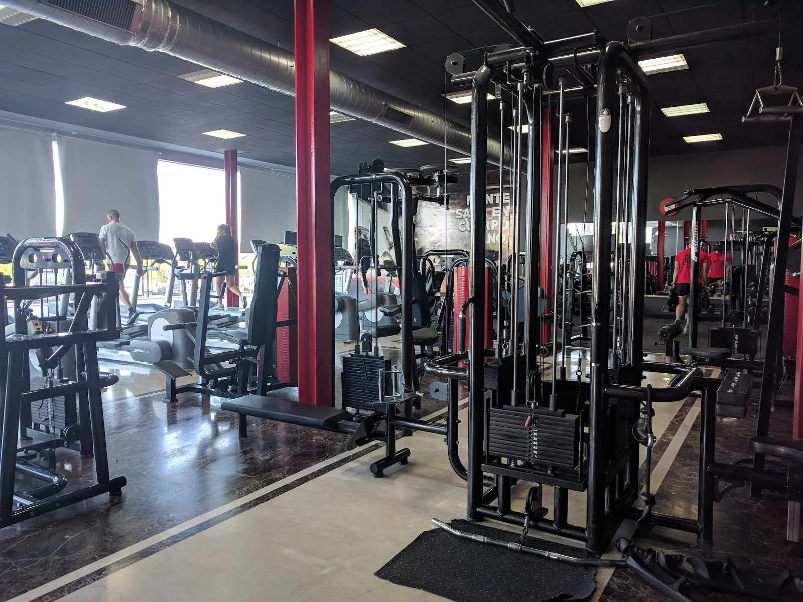Gimnasio Sanlúcar La Mayor Asf Centro Deportivo — estudio de fitness-studio en Sanlúcar la Mayor — 4