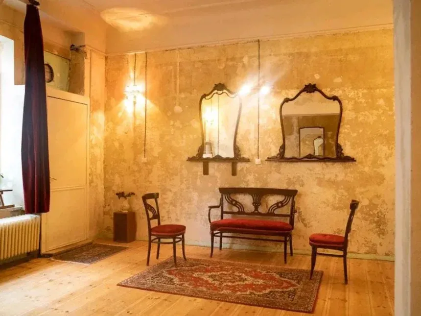 Mahaprana Yoga @La Bohème Artistique — yoga-studio i Berlin — 2