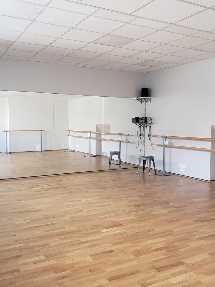 L'Atelier de la Danse — danse-studio à Romainville, Paris — 2