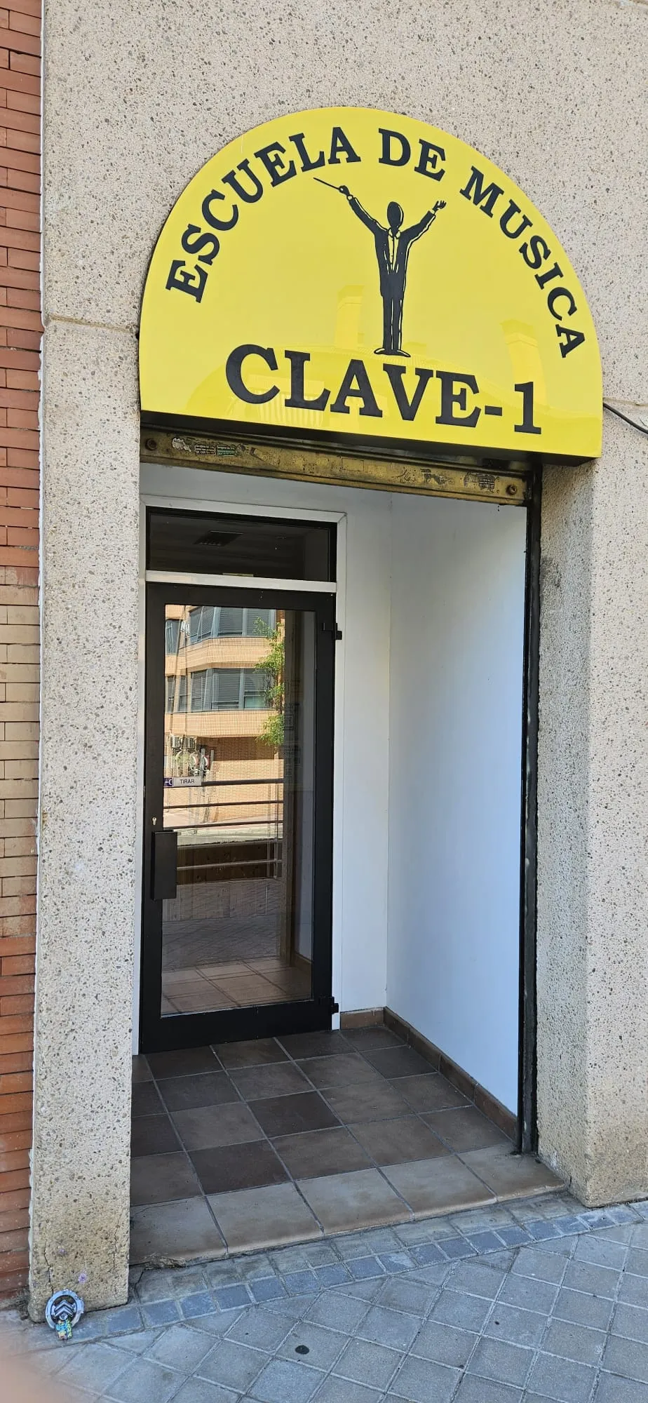 Clave 1 — baile-studio en Torrejón de Ardoz — 3