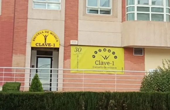 Clave 1 — baile-studio en Torrejón de Ardoz — 4
